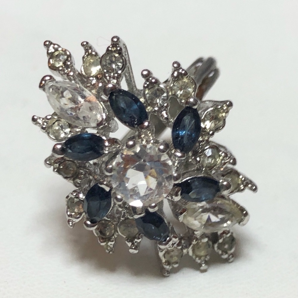 18k HGE Blue Rhinestone Cocktail Vintage ring